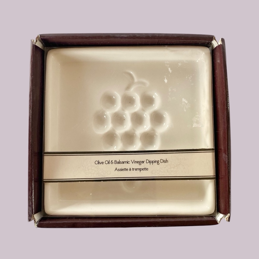NWT Artisano Designs Ceramic Olive Oil & Balsamic Vinegar Dipping Dish Grapes